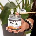 Truthpaste Charcoal prírodná minerálna zubná pasta s aktívnym uhlím fenikel a pomaranč 100 ml
