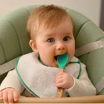 Pandoo Detská jedálenská súprava s bambusovým tanierom, miskou a lyžičkami