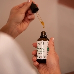 Emblica Ošetrujúci vlasový olej elixír z Amly BIO 50 ml